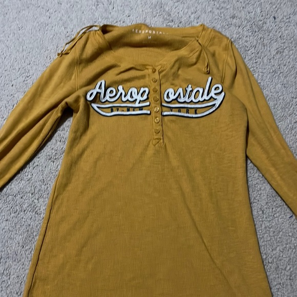 Cute button up long sleeve - Picture 1 of 1